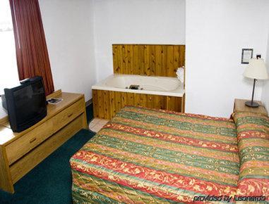 Super 8 By Wyndham Melrose Hotel Cameră foto